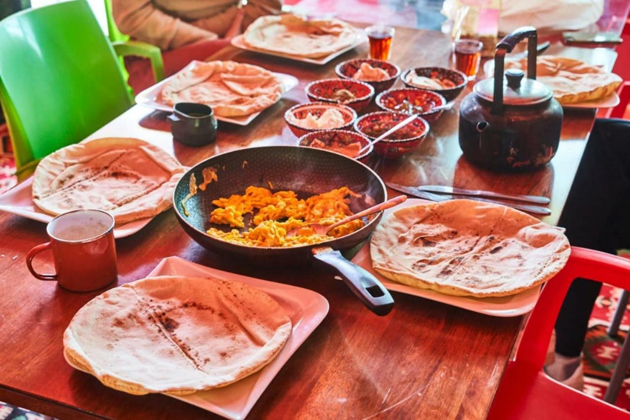 Bed and Breakfast Bedouin Pink Ecohouse Wadi Musa Zewnętrze zdjęcie
