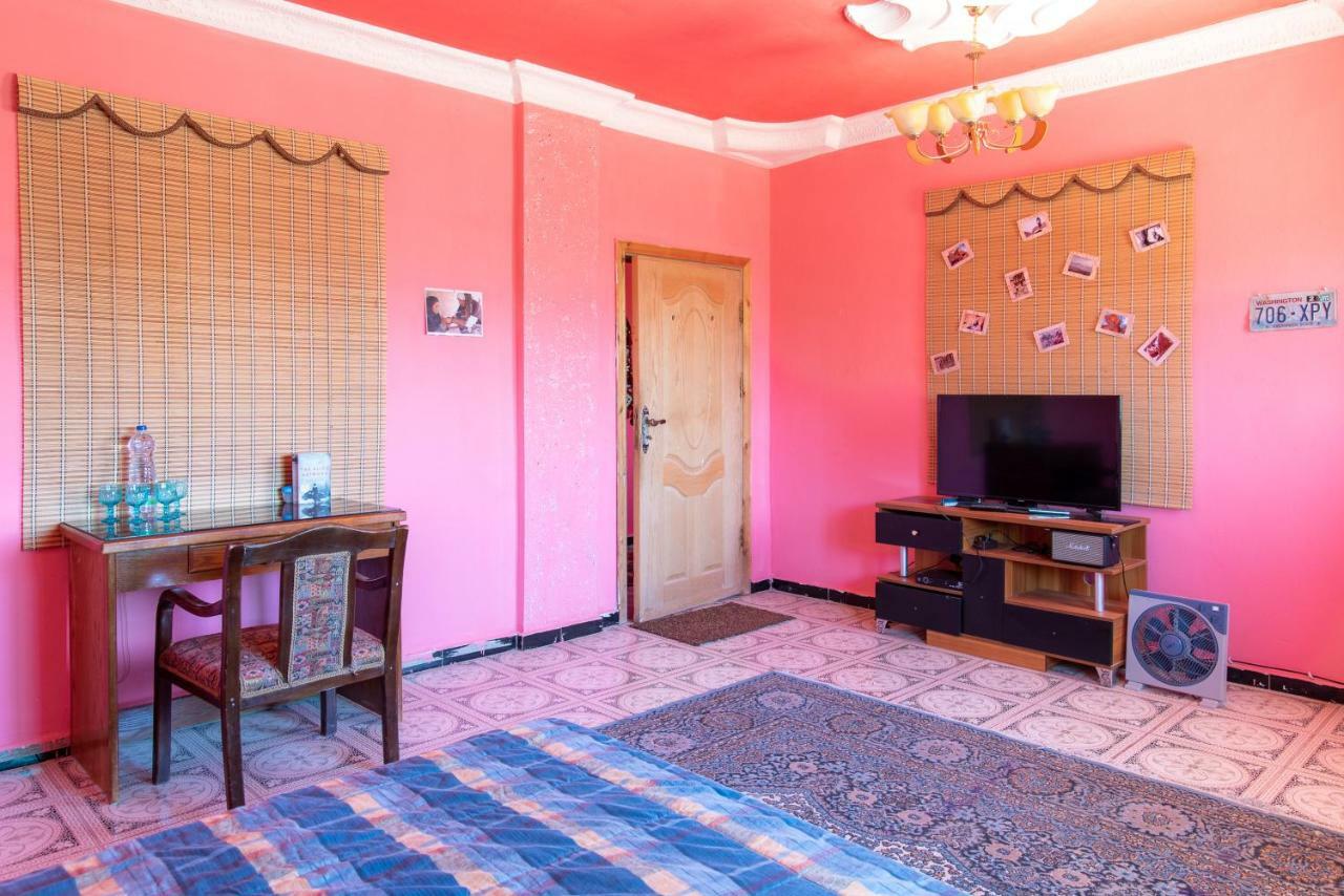 Bed and Breakfast Bedouin Pink Ecohouse Wadi Musa Zewnętrze zdjęcie