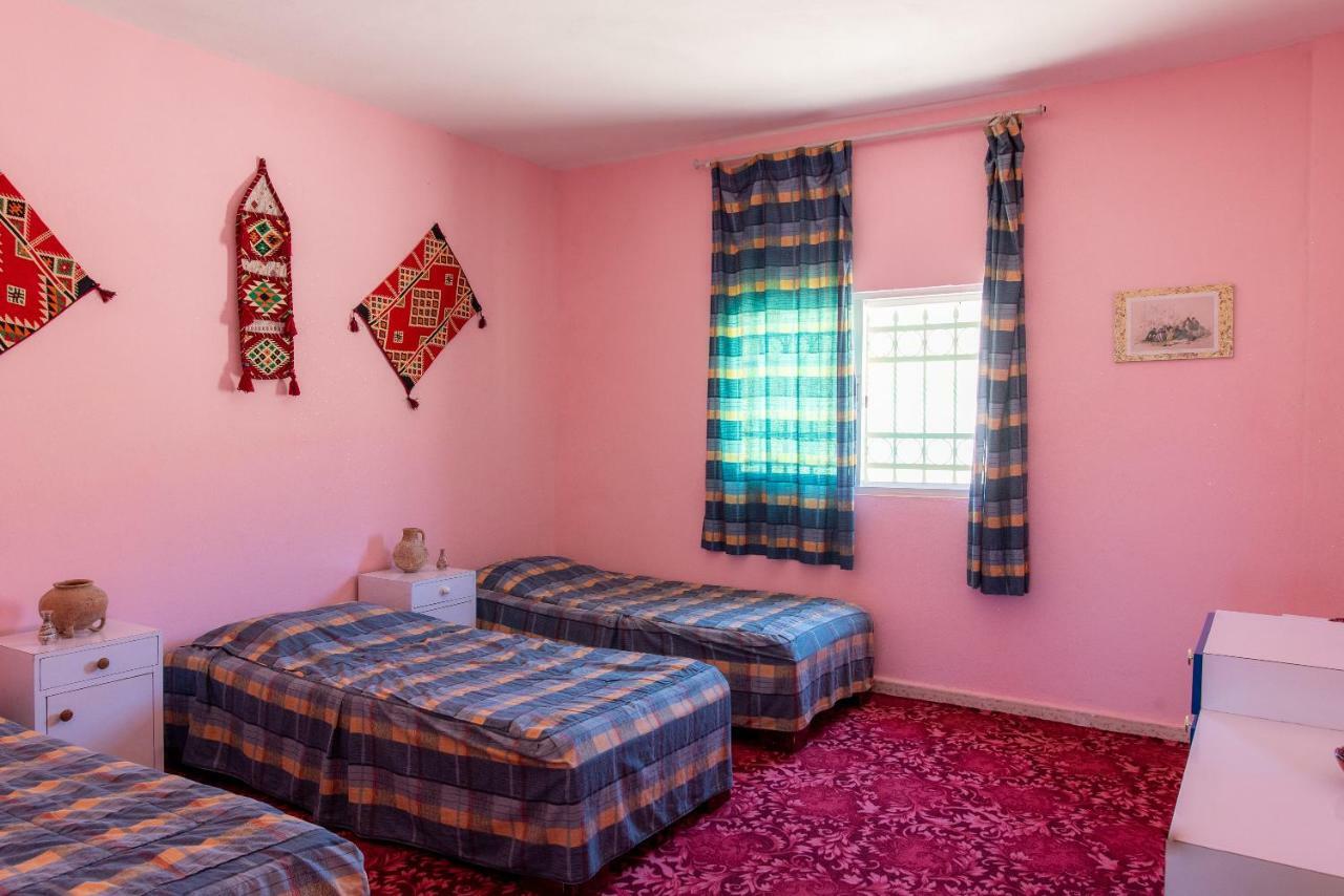 Bed and Breakfast Bedouin Pink Ecohouse Wadi Musa Zewnętrze zdjęcie